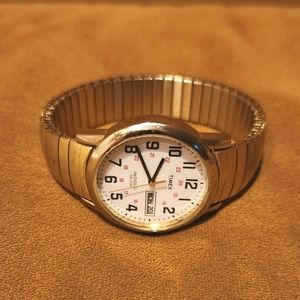 Timex Easy Reader Day Date 35mm Expansion Band Watch